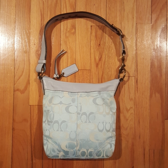Coach shoulder bucket crossbody pocketbook - Picture 5 of 6